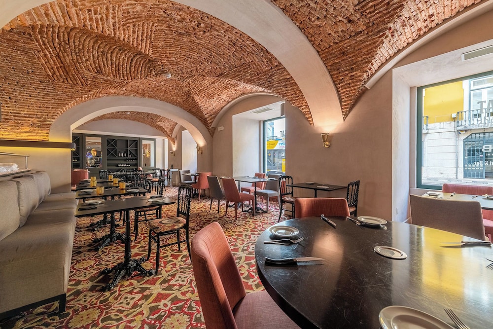 Pousada de Lisboa - Small Luxury Hotels Of The World — Restaurant & bars in Lisbon, Lisboa