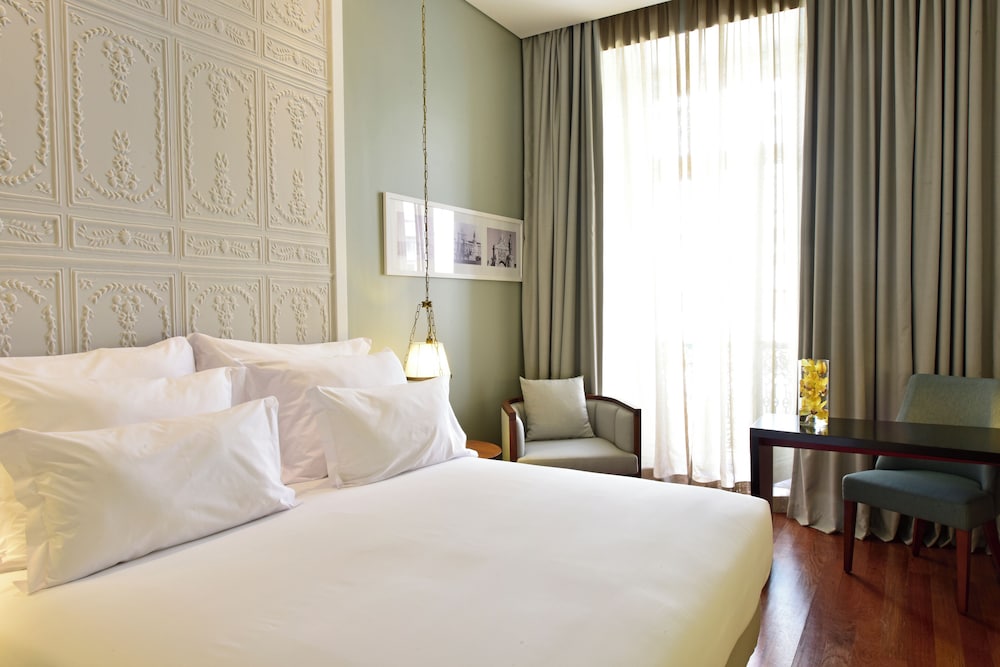 Pousada de Lisboa - Small Luxury Hotels Of The World — Hotel rooms in Lisbon, Lisboa