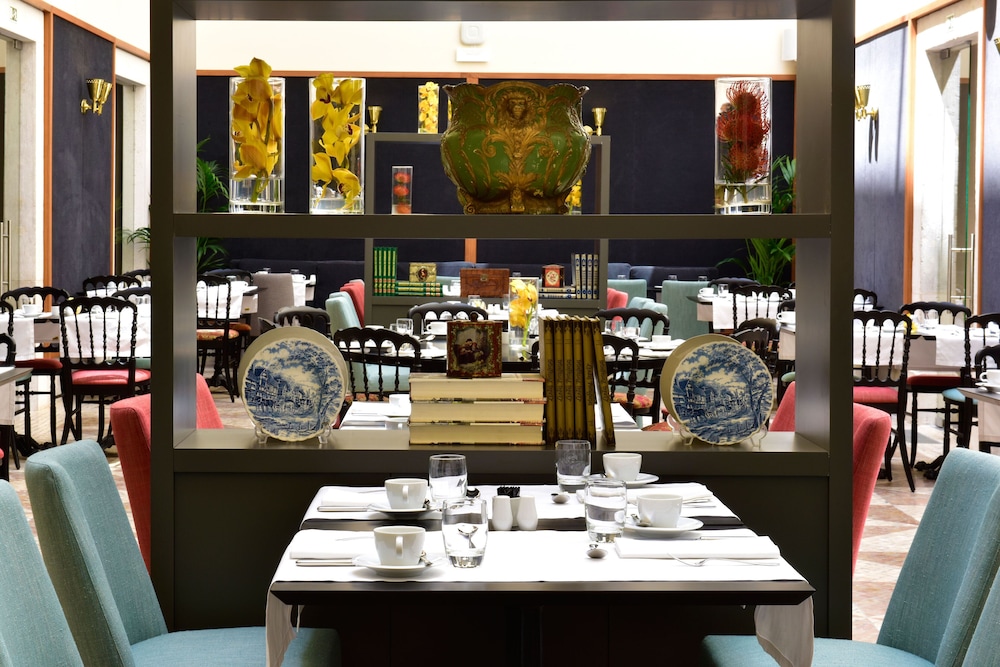 Pousada de Lisboa - Small Luxury Hotels Of The World — Restaurant & bars in Lisbon, Lisboa