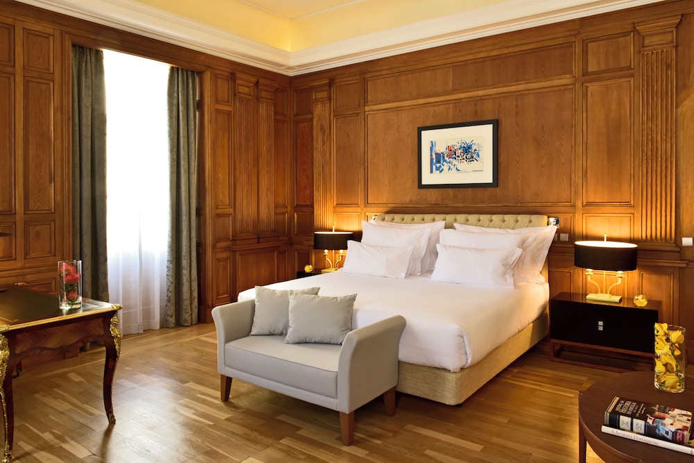Pousada de Lisboa - Small Luxury Hotels Of The World — Hotel rooms in Lisbon, Lisboa