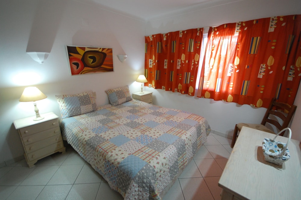 Solar dos Vilarinhos — Hotel rooms in Albufeira, Faro