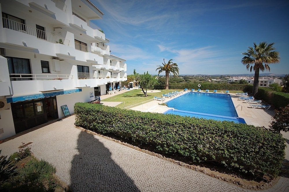 Solar dos Vilarinhos — Swimming pool in Albufeira, Faro