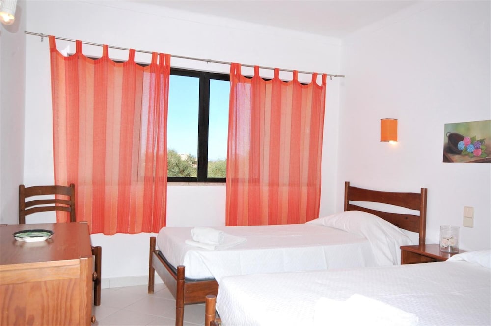 Solar dos Vilarinhos — Hotel rooms in Albufeira, Faro