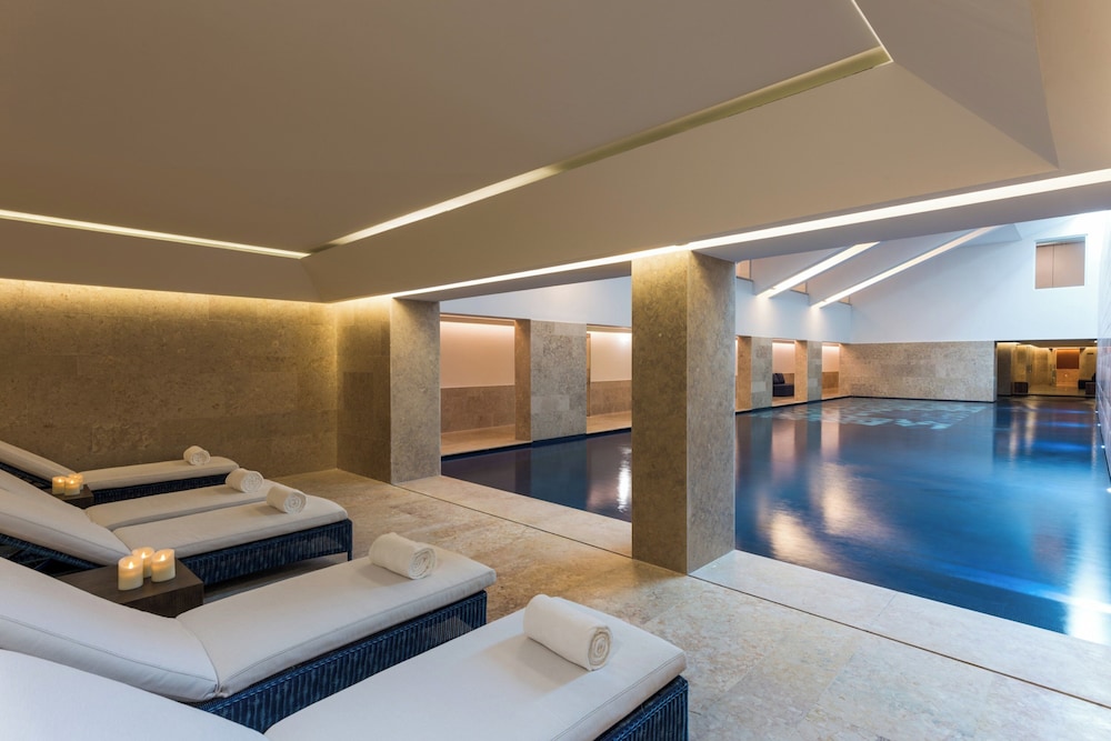 Palácio do Governador - Lisbon Hotel & Spa — Swimming pool in Lisbon, Lisboa