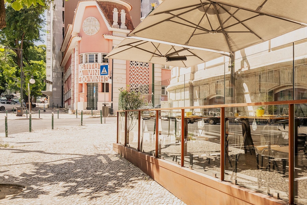 Hotel Vincci Liberdade — Restaurant & bars in Lisbon, Lisboa