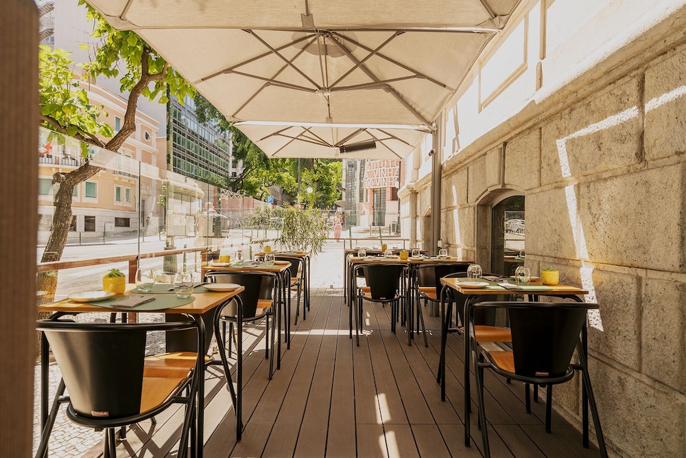 Hotel Vincci Liberdade — Restaurant & bars in Lisbon, Lisboa