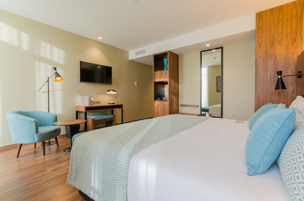 Hotel Vincci Liberdade — Hotel rooms in Lisbon, Lisboa