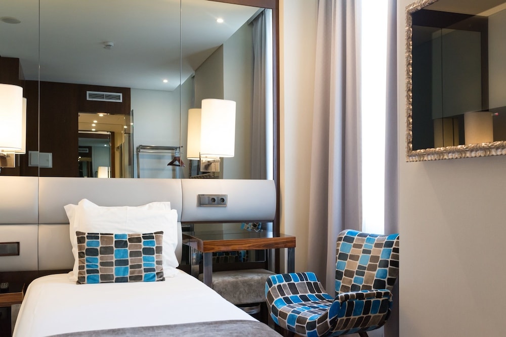 TURIM Terreiro do Paço Hotel — Hotel rooms in Lisbon, Lisboa