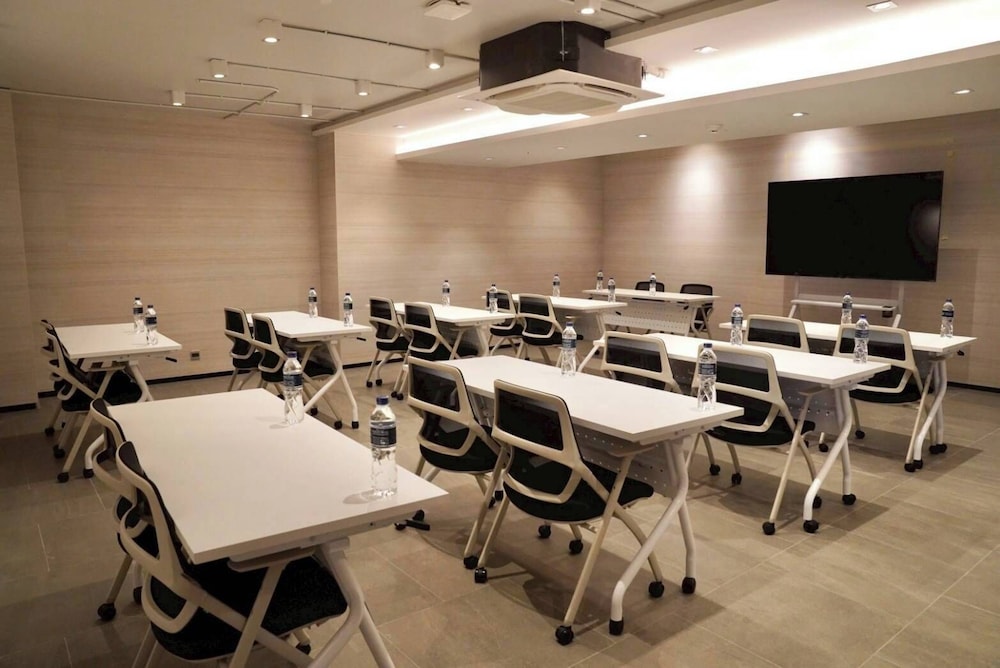Viewplace Hotel & Residence — Hotel building in Bangkok, Bangkok