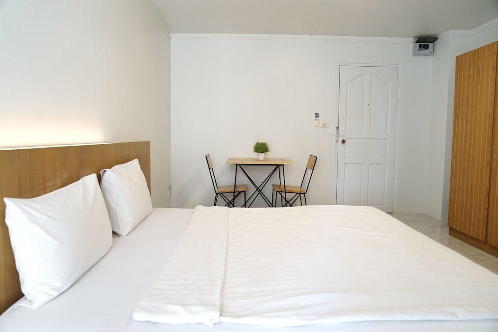 Viewplace Hotel & Residence — Hotel rooms in Bangkok, Bangkok