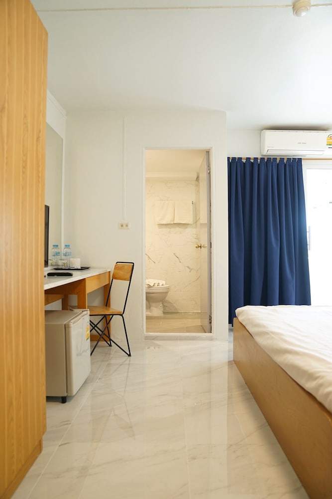Viewplace Hotel & Residence — Hotel rooms in Bangkok, Bangkok