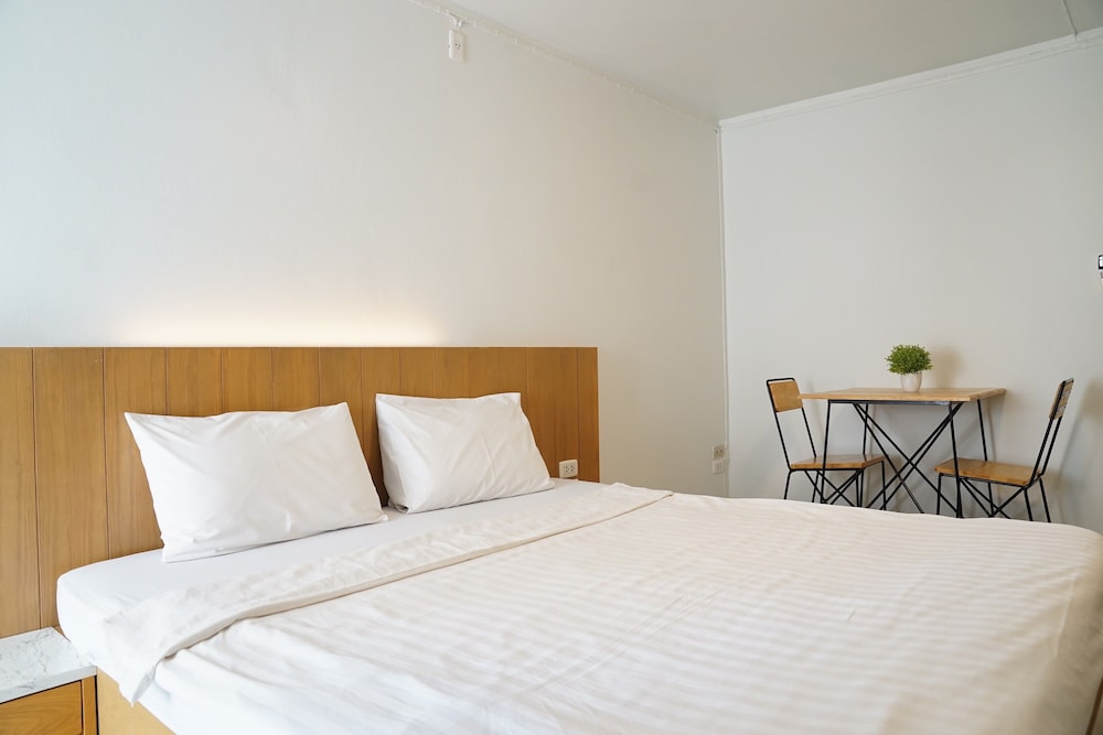 Viewplace Hotel & Residence — Hotel rooms in Bangkok, Bangkok