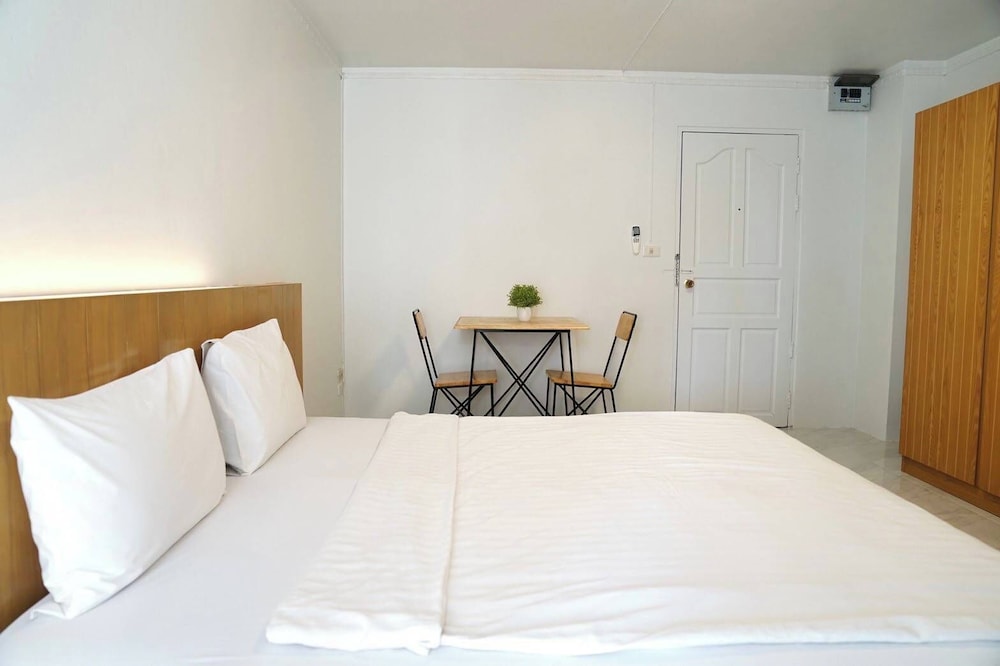 Viewplace Hotel & Residence — Hotel rooms in Bangkok, Bangkok