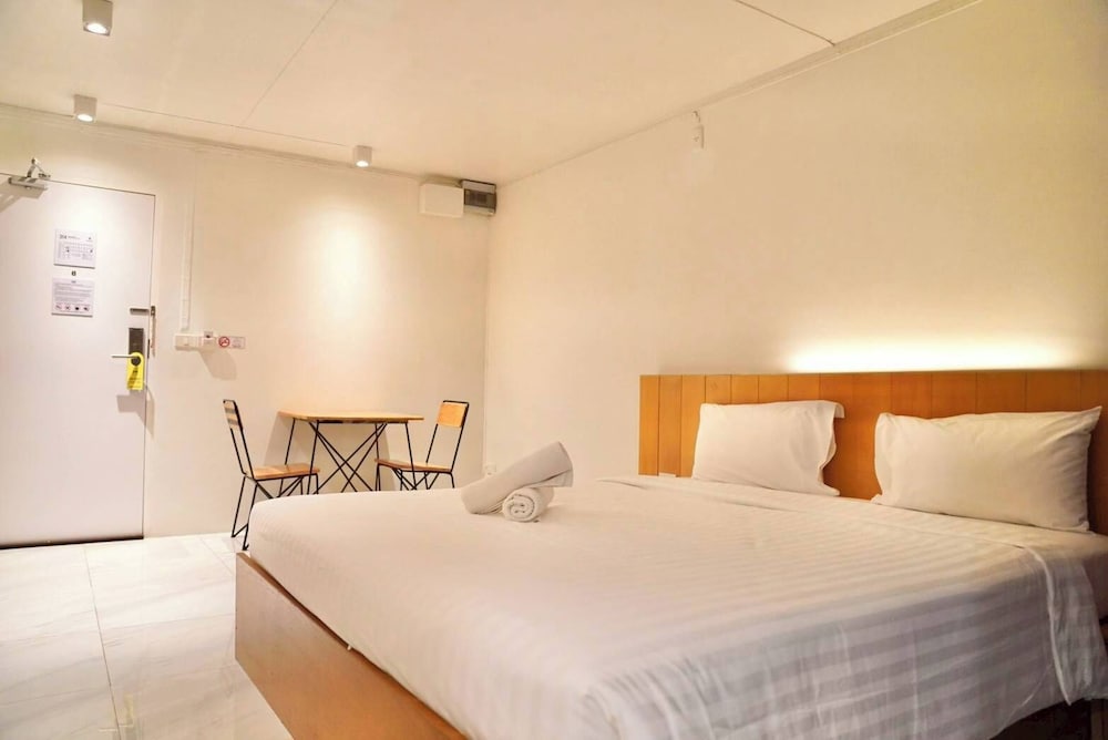 Viewplace Hotel & Residence — Hotel rooms in Bangkok, Bangkok