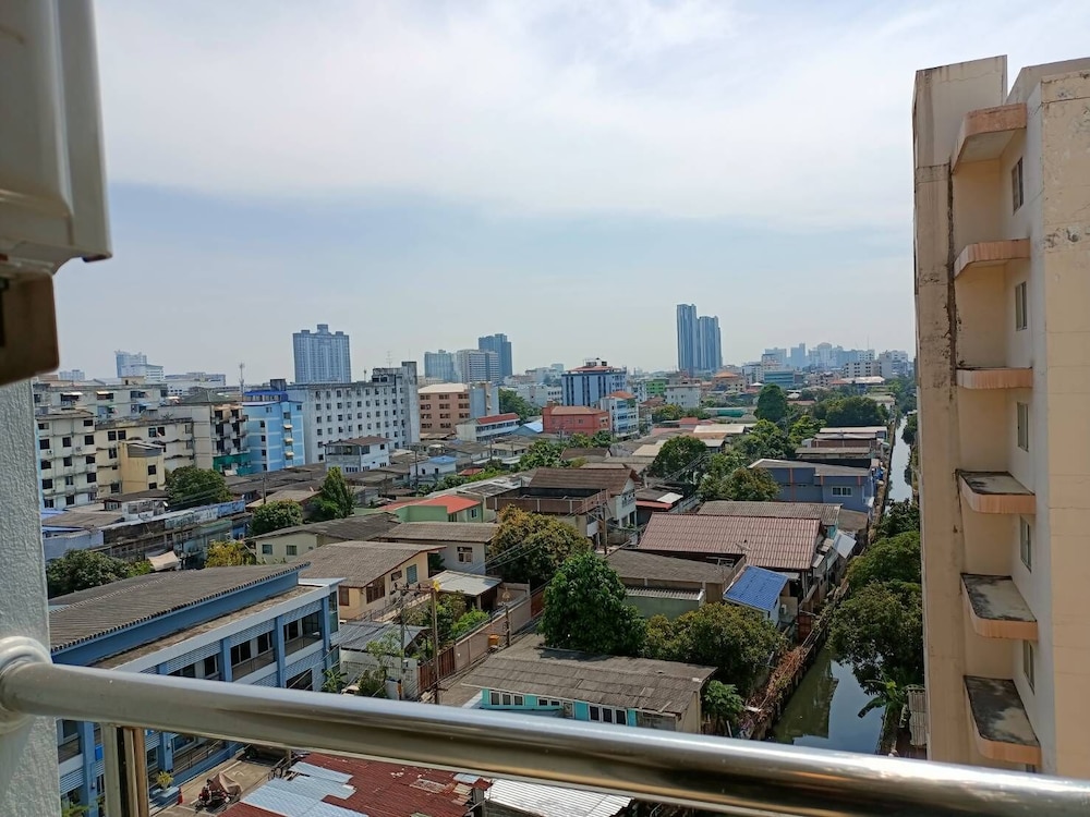 Viewplace Hotel & Residence — Attractions in the area in Bangkok, Bangkok