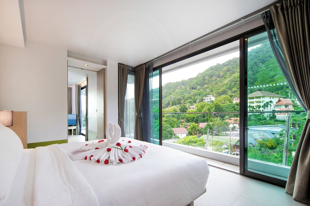 The Yama Hotel Phuket — Hotel rooms in Karon, Phuket Province