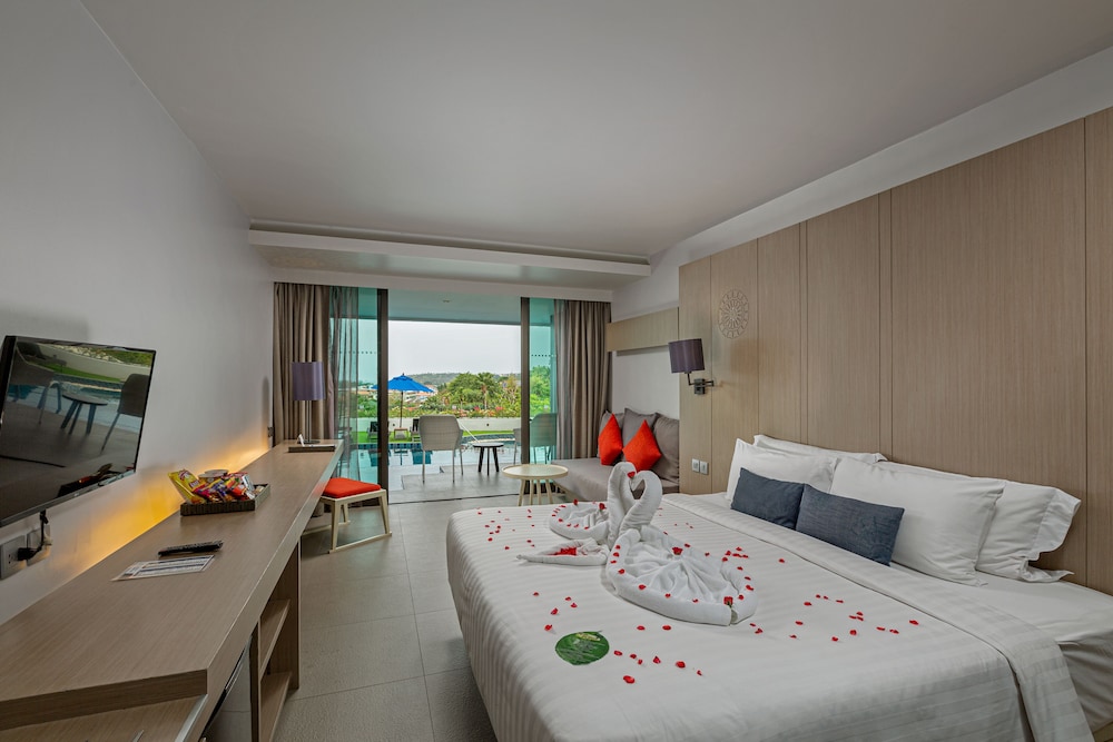The Yama Hotel Phuket — Hotel rooms in Karon, Phuket Province