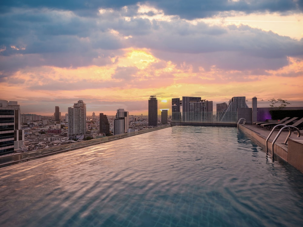 Amara Bangkok — Swimming pool in Bangkok, Bangkok
