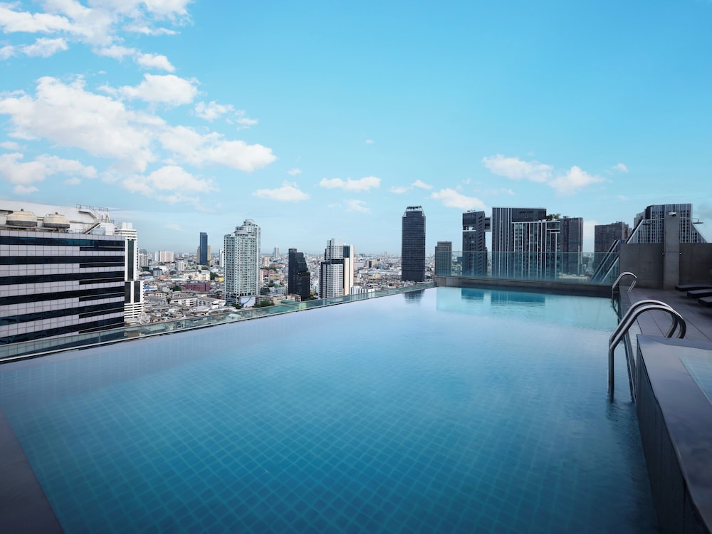 Amara Bangkok — Swimming pool in Bangkok, Bangkok