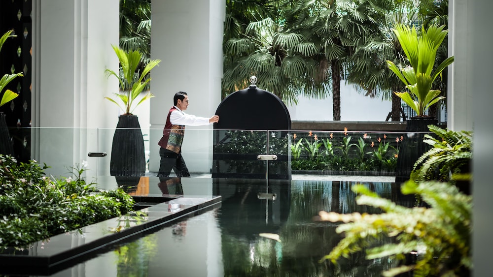 Mövenpick Hotel Sukhumvit 15 Bangkok — Hotel building in Bangkok, Bangkok