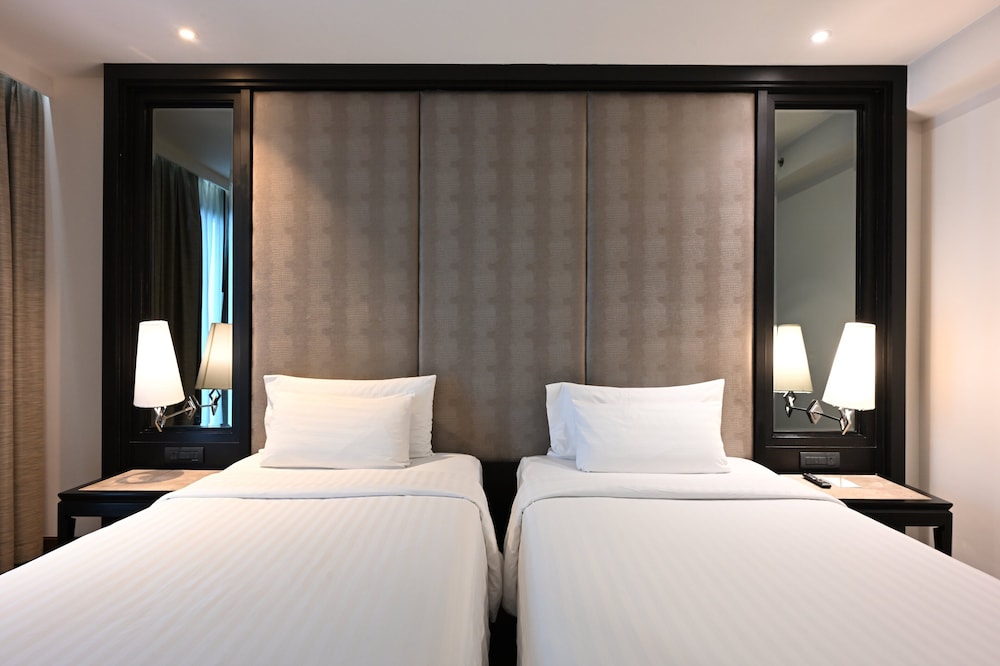 Mövenpick Hotel Sukhumvit 15 Bangkok — Hotel rooms in Bangkok, Bangkok
