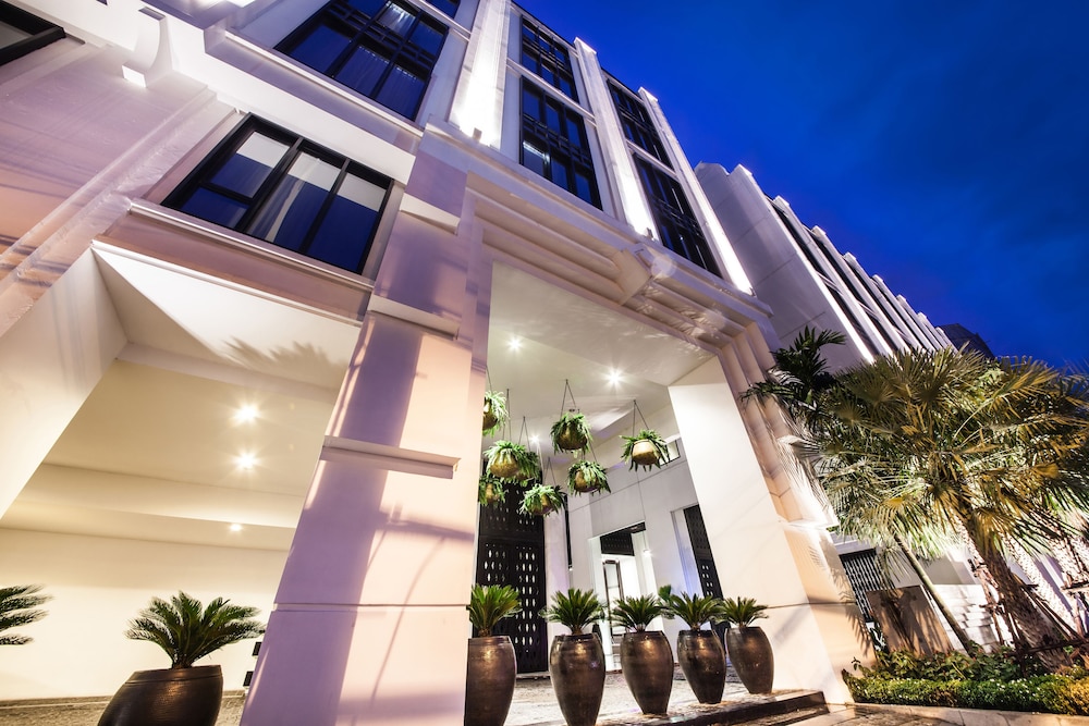 Mövenpick Hotel Sukhumvit 15 Bangkok — Hotel building in Bangkok, Bangkok