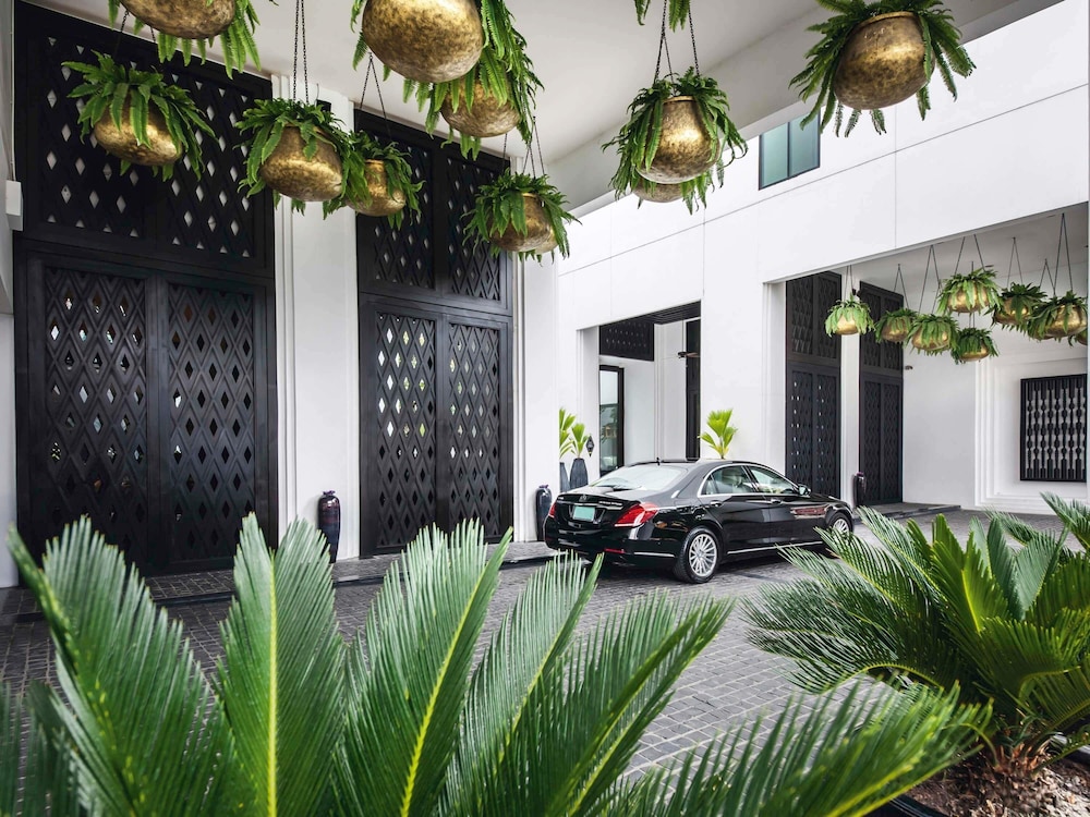 Mövenpick Hotel Sukhumvit 15 Bangkok — Hotel building in Bangkok, Bangkok