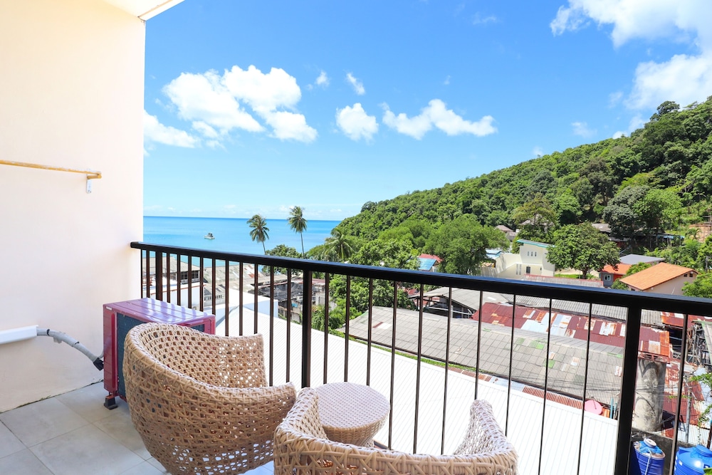Bandara Beach Resort, Phuket — Rooms in Ko Lon, Phuket Province
