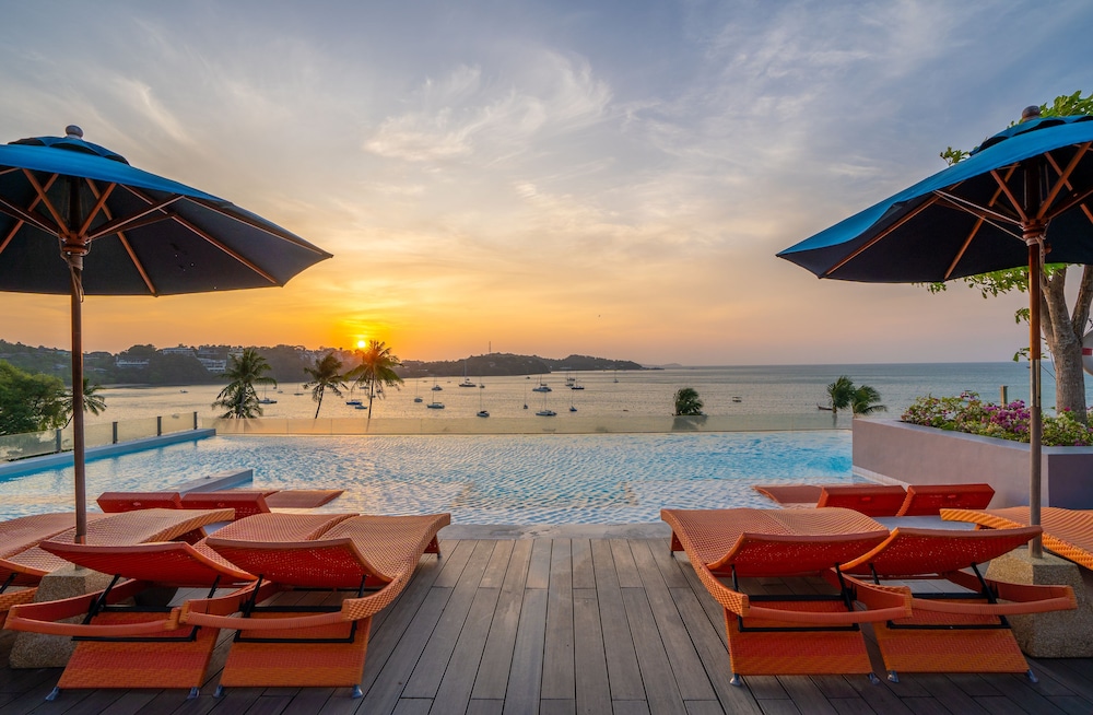Bandara Beach Resort, Phuket — Pool in Ko Lon, Phuket Province