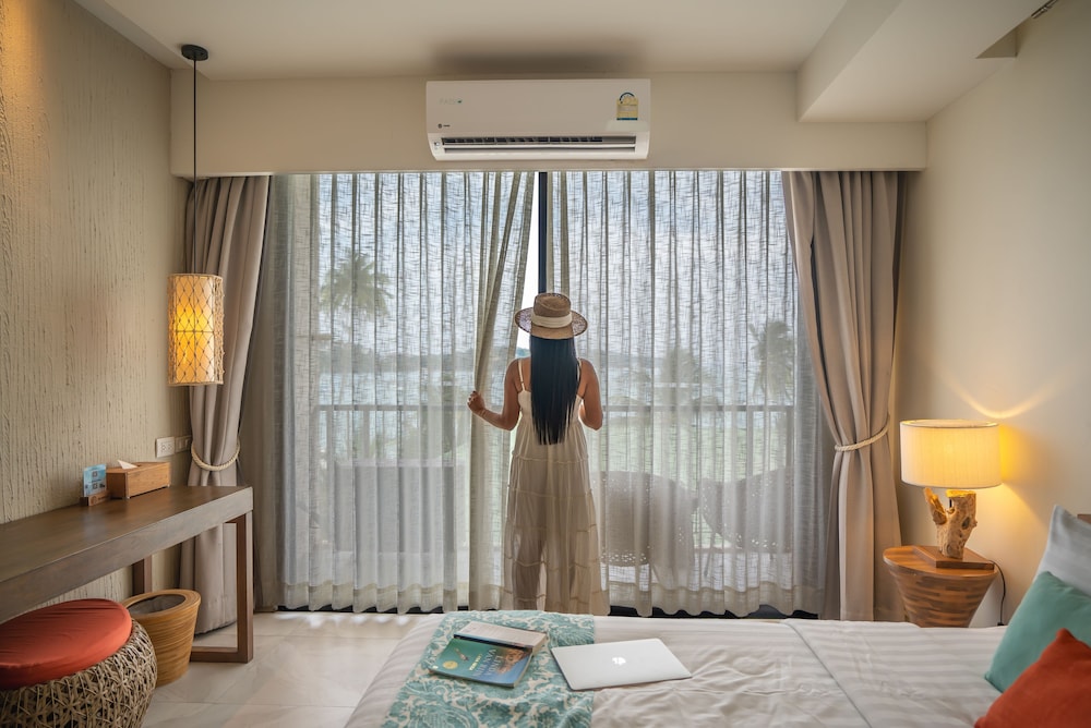 Bandara Beach Resort, Phuket — Rooms in Ko Lon, Phuket Province