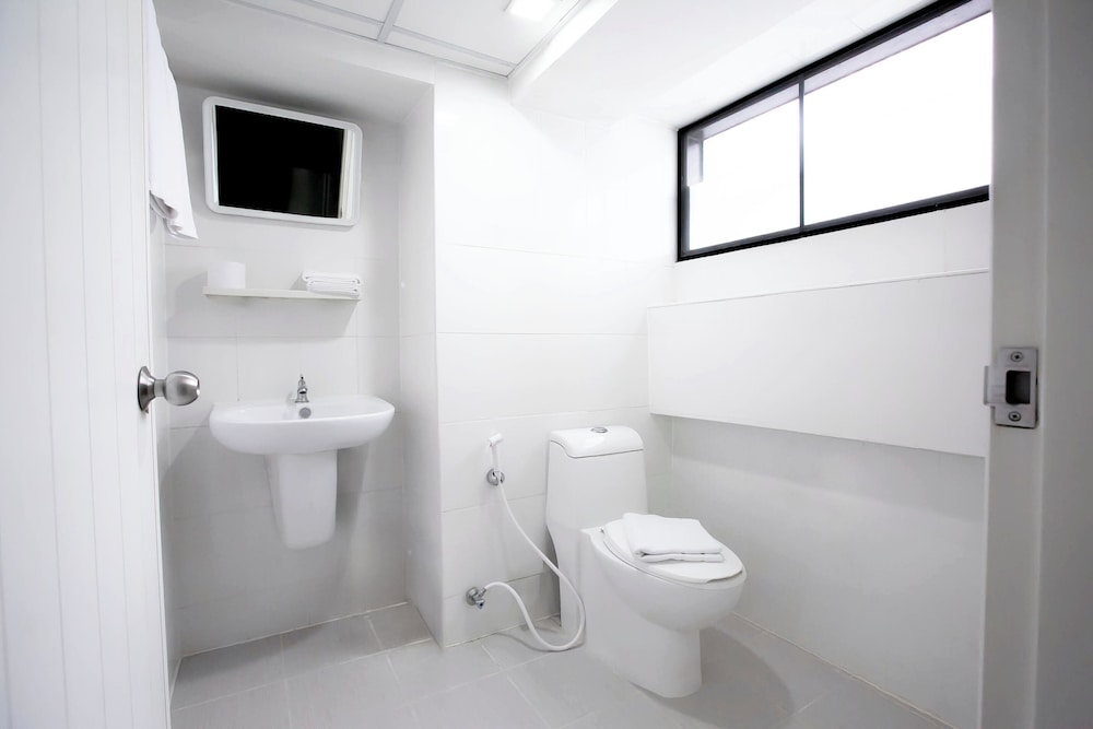 Annex Lumpini Bangkok — Hotel rooms in Bangkok, Bangkok