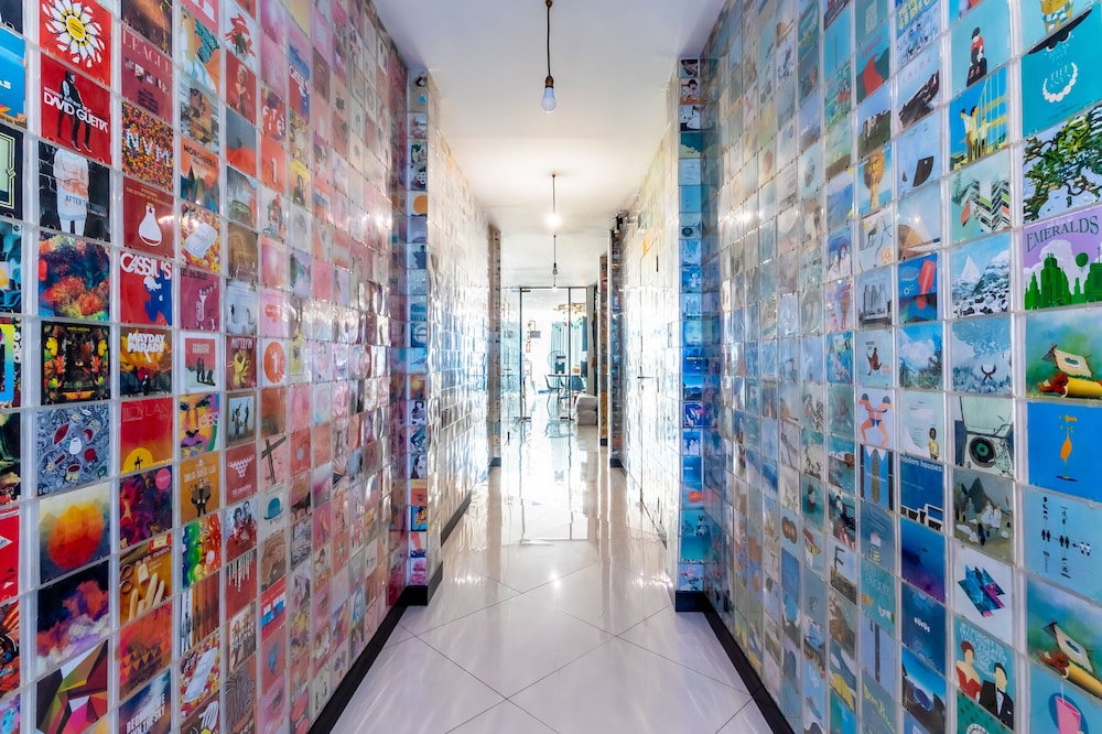The Secret Service — Hotel building in Bangkok, Bangkok