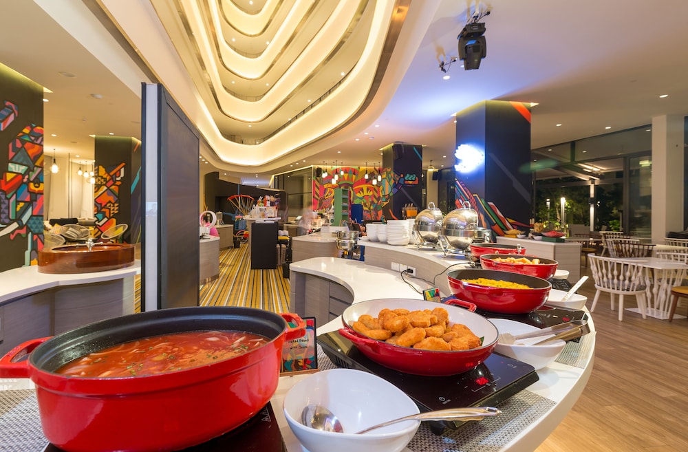 Cassia Phuket, part of Banyan Group — Restaurant & bars in Bang Tao Beach, Phuket Province