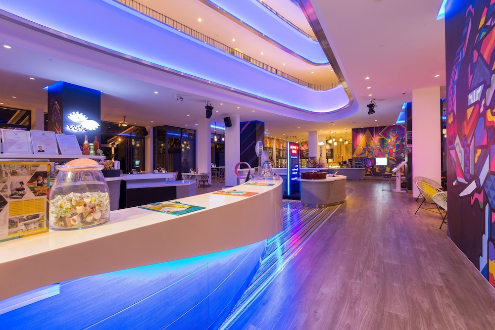 Cassia Phuket, part of Banyan Group — Restaurant & bars in Bang Tao Beach, Phuket Province