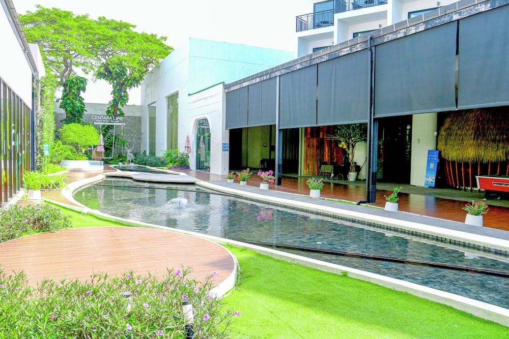 Centara Life Maris Resort Jomtien — Hotel building in Pattaya, Chonburi