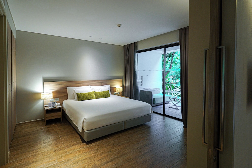 Centara Life Maris Resort Jomtien — Hotel rooms in Pattaya, Chonburi
