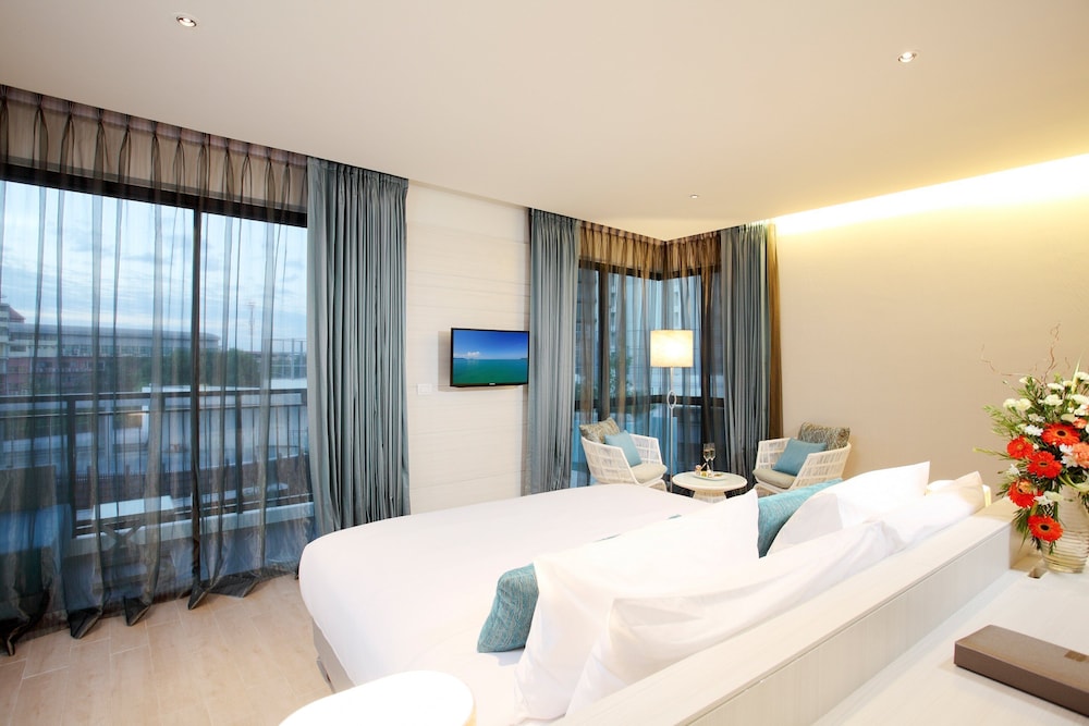 Centara Life Maris Resort Jomtien — Hotel rooms in Pattaya, Chonburi
