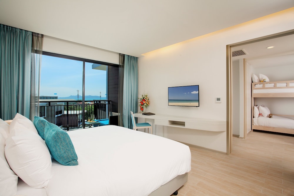 Centara Life Maris Resort Jomtien — Hotel rooms in Pattaya, Chonburi