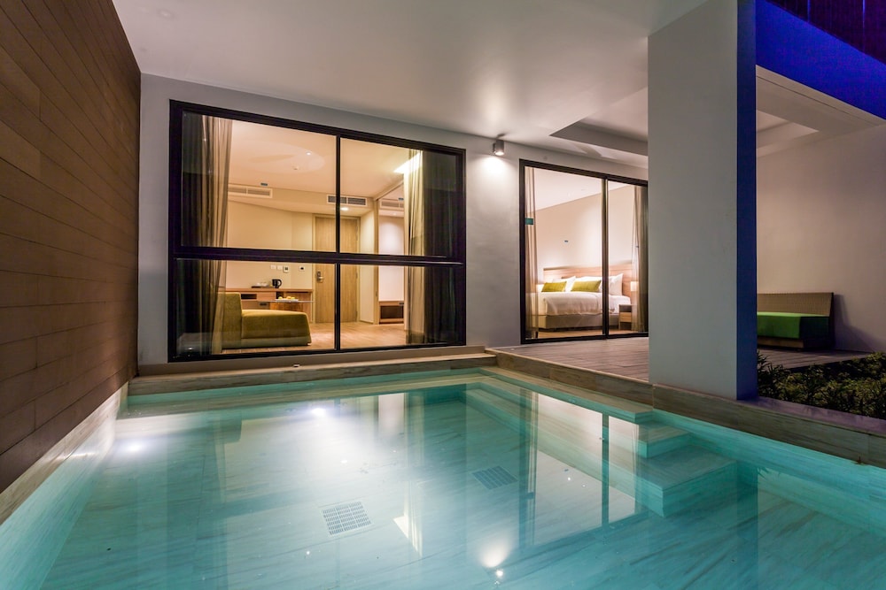 Centara Life Maris Resort Jomtien — Hotel rooms in Pattaya, Chonburi