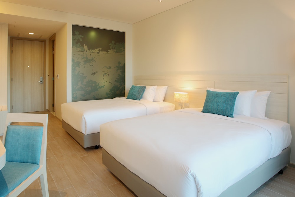 Centara Life Maris Resort Jomtien — Hotel rooms in Pattaya, Chonburi