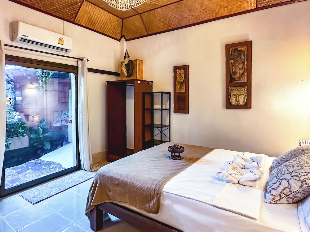 Shanti Lodge Phuket — Hotel rooms in Chalong, Phuket Province