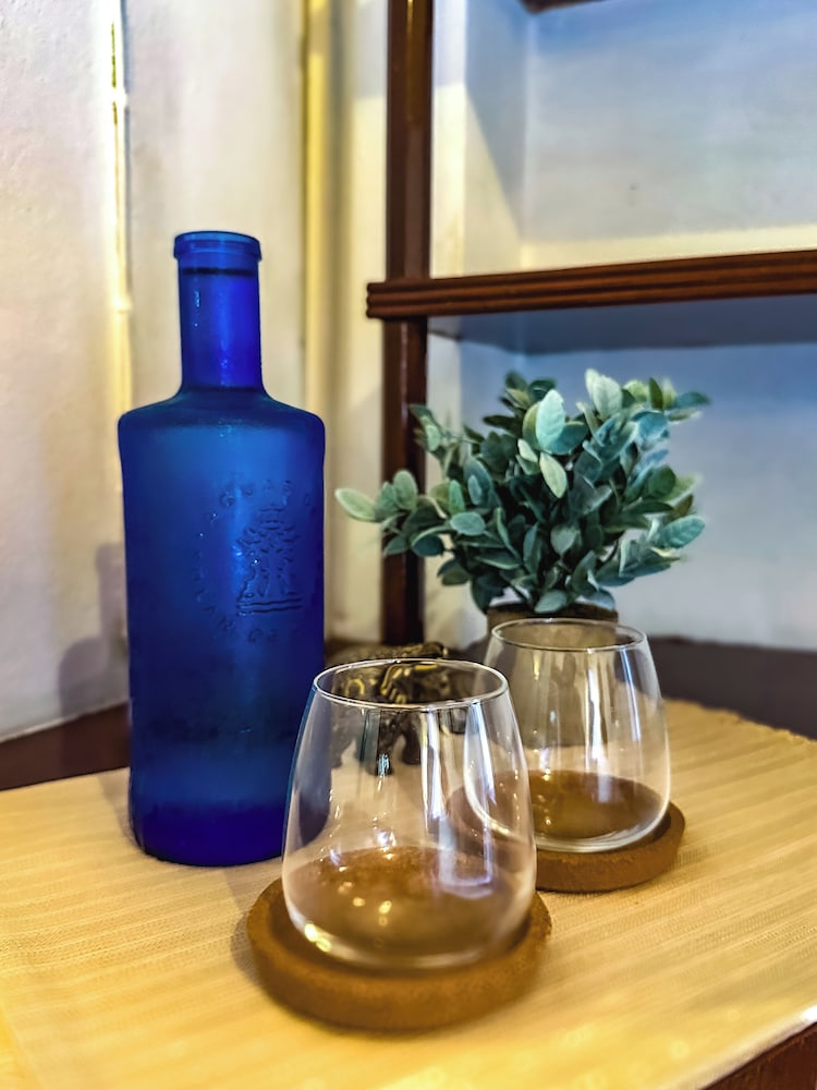 Shanti Lodge Phuket — Restaurant & bars in Chalong, Phuket Province