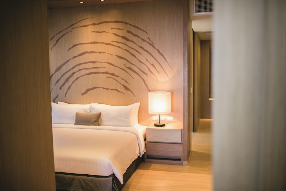 Mövenpick Siam Hotel Na Jomtien Pattaya — Hotel rooms in Sattahip, Chonburi