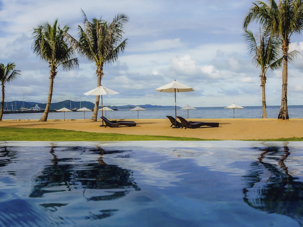Mövenpick Siam Hotel Na Jomtien Pattaya — Beach in Sattahip, Chonburi