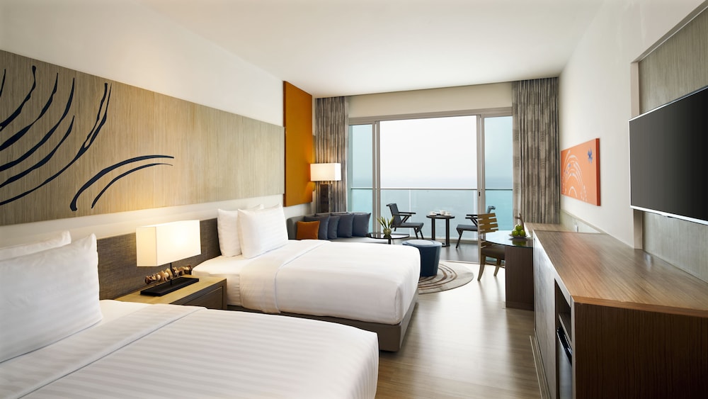 Mövenpick Siam Hotel Na Jomtien Pattaya — Hotel rooms in Sattahip, Chonburi