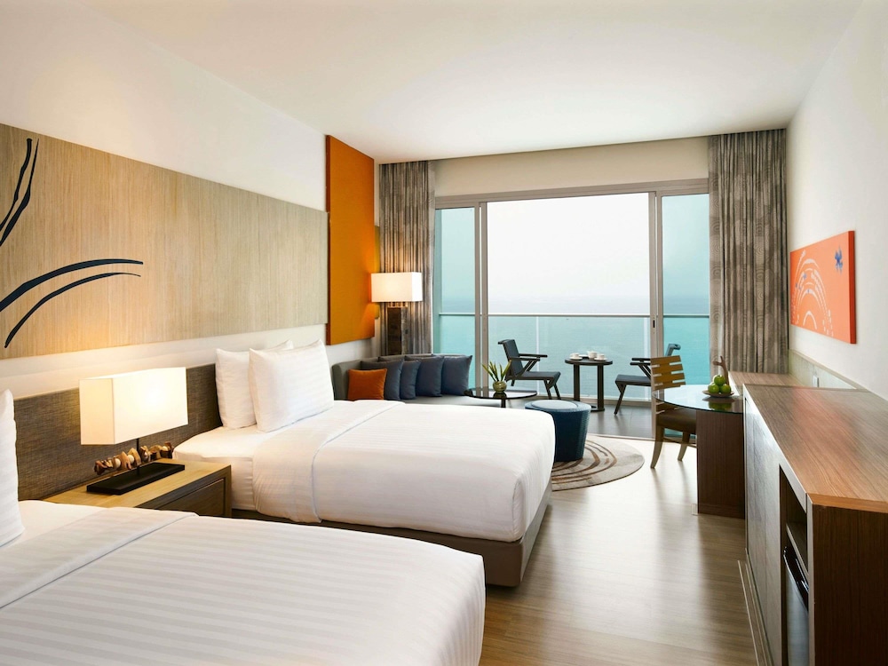 Mövenpick Siam Hotel Na Jomtien Pattaya — Hotel rooms in Sattahip, Chonburi