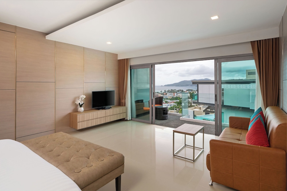 Patong Bay Hill Resort — Hotel rooms in Patong Beach, Phuket Province