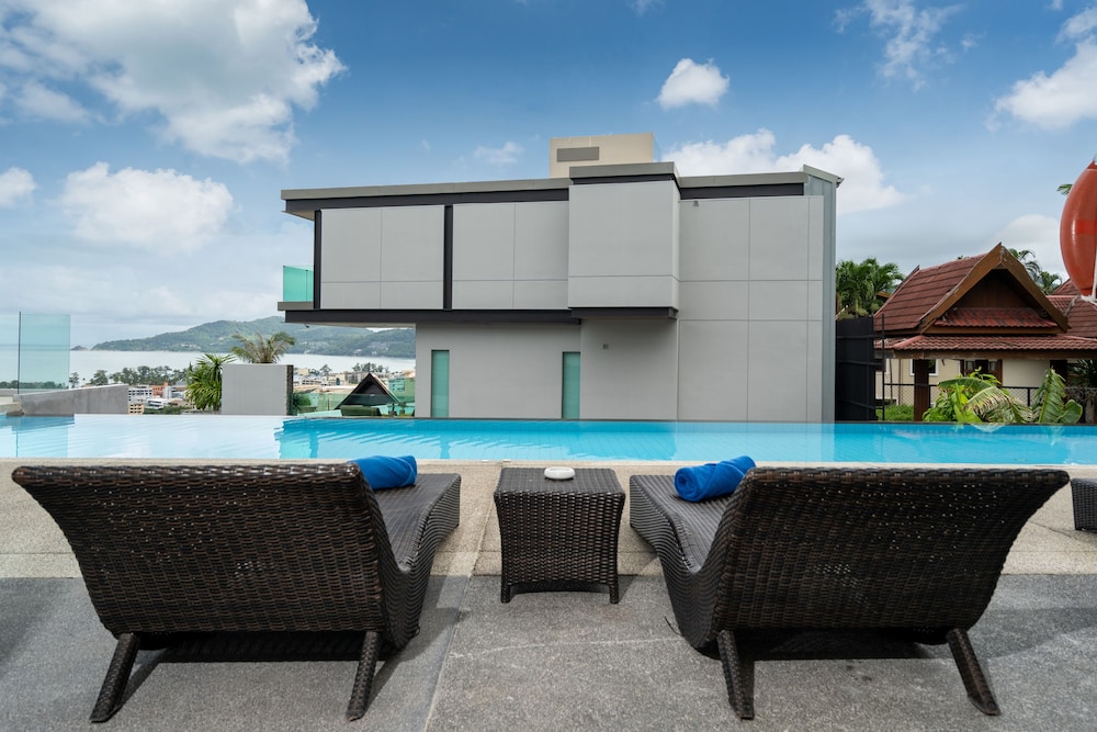 Patong Bay Hill Resort — Swimming pool in Patong Beach, Phuket Province