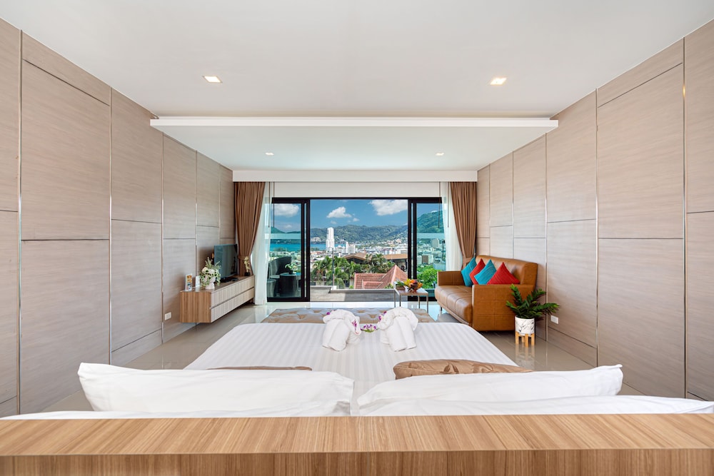Patong Bay Hill Resort — Hotel rooms in Patong Beach, Phuket Province
