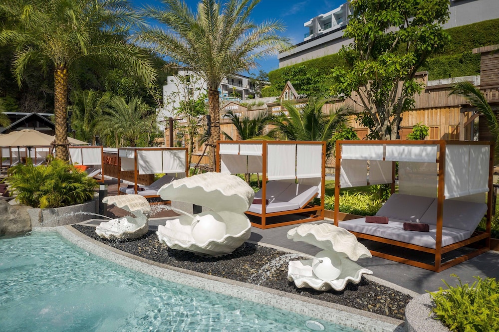 Patong Bay Hill Resort — Swimming pool in Patong Beach, Phuket Province